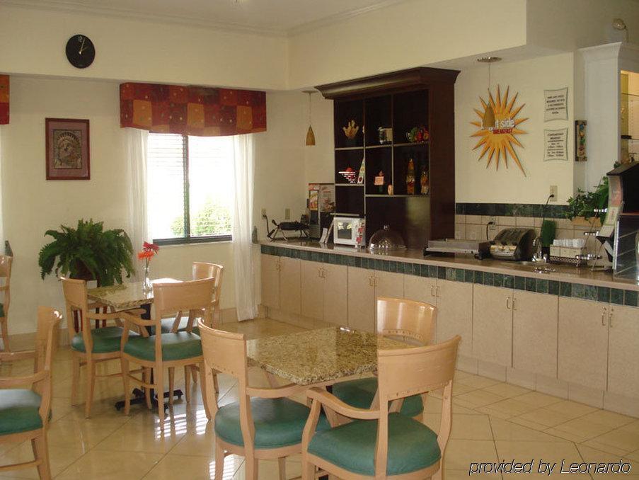 La Quinta By Wyndham Elizabethtown Hotel Ngoại thất bức ảnh
